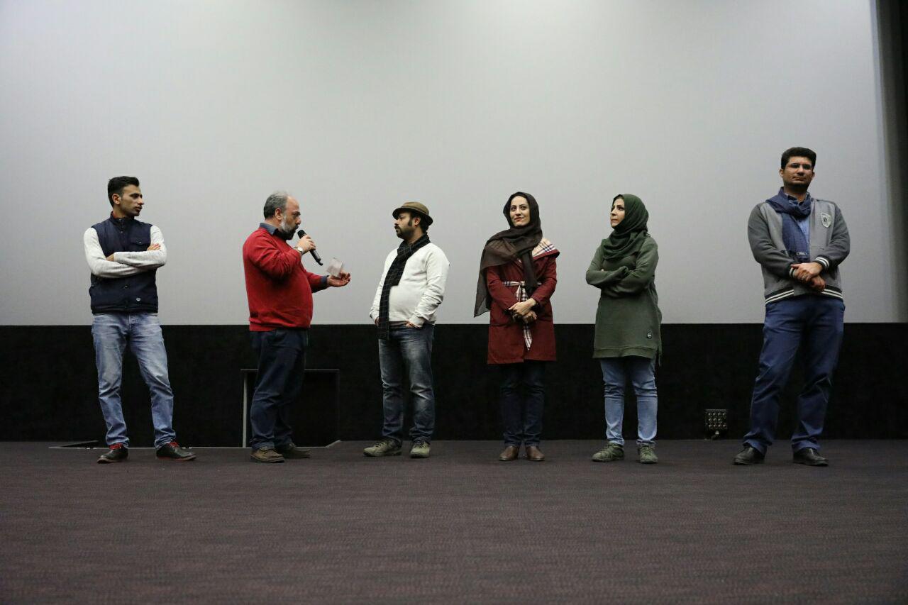 معرفی مردمی مستند «زنانی با گوشواره‌های باروتی» در کورش | جذابیت اکران مردمی مستند