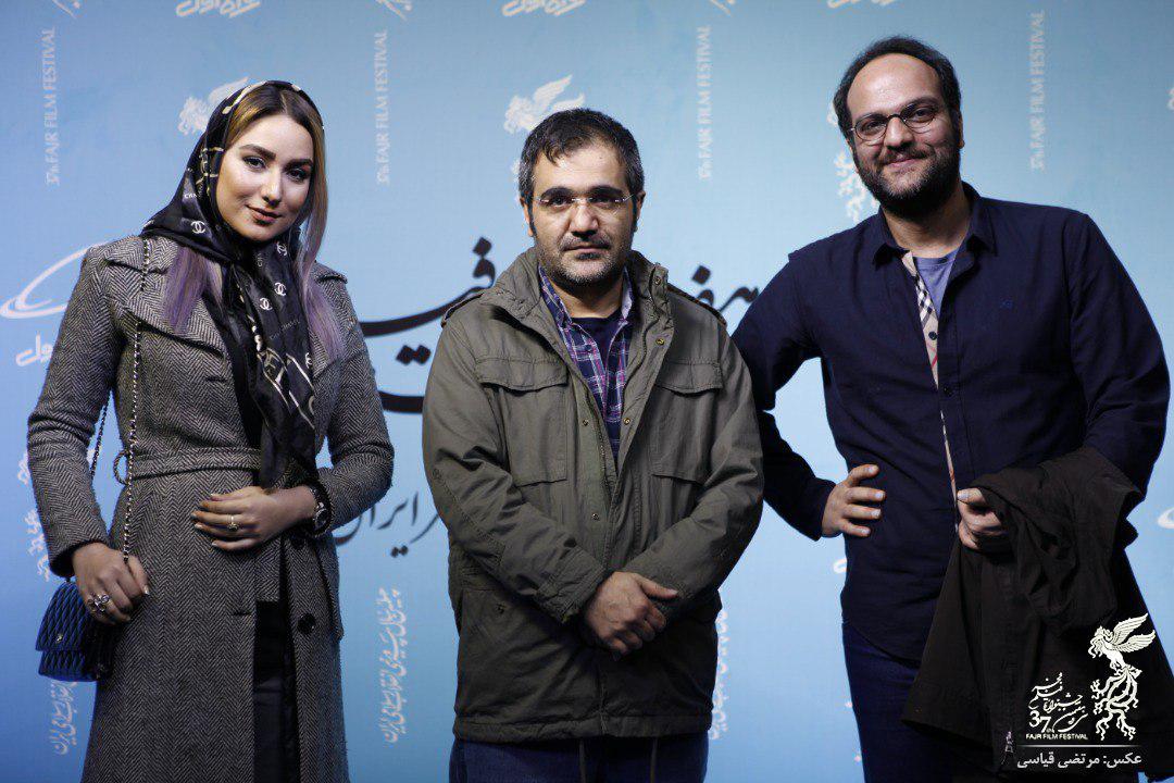 «پالتو شتری» در چارسو به نمایش درآمد 