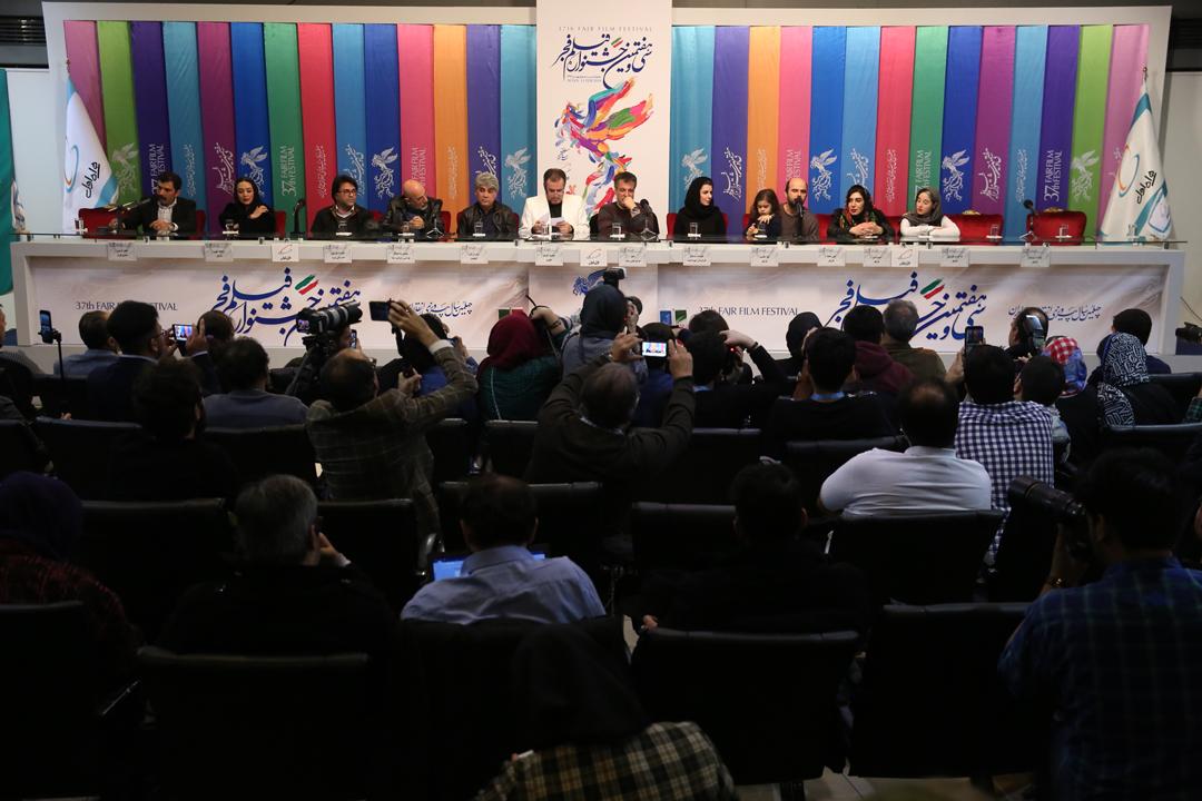 مشروح نشست فیلم «مردی بدون سایه»/ رئیسیان: پایان فیلم گنگ نیست