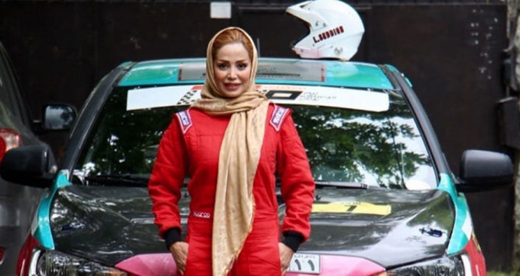 ما به نظر هیات انتخاب کاملا احترام می گذاریم