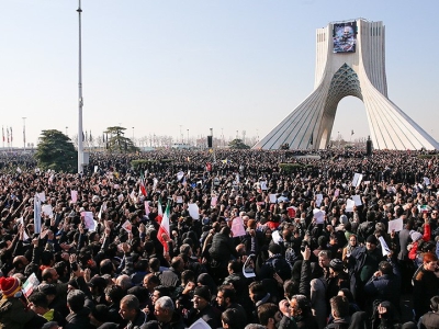 به سیل خروشان ملت ایران بپیوندید