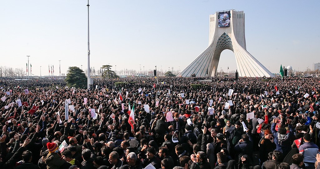 به سیل خروشان ملت ایران بپیوندید