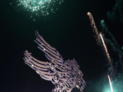 نورافشانی در شب سالگرد پیروزی انقلاب