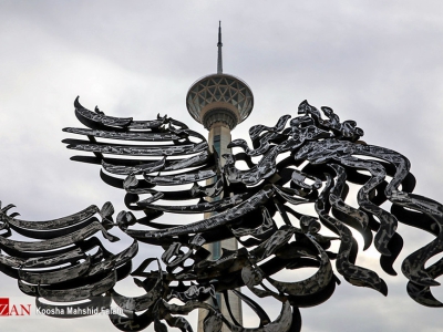 به نام نقد به کام منتقد