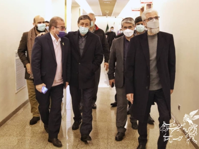 حضور رئیس بنیاد مستضعفان و فرزندان شهدا در خانه جشنواره