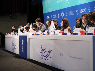 نشست رسانه‌ای «لایه‌های دروغ» در خانه جشنواره