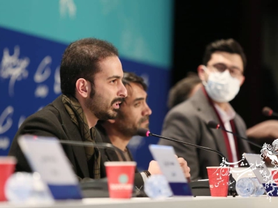 نشست رسانه‌ای فیلم سینمایی «درب» در خانه جشنواره