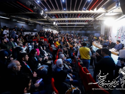 ۱۰۳۲ نفر از اهالی رسانه؛ متقاضی حضور در جشنواره فیلم فجر۴۲ / فراخوان رسانه‌های دیداری و شنیداری به‌زودی اعلام می‌شود