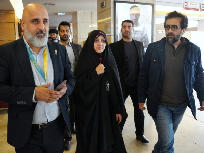 حضور زهرا بهروز آذر معاون زنان و خانواده رئیس جمهور در جشنواره ۴۳| جایزه ویژه «زنان و خانواده» در بخش تجلی اراده ملی جشنواره فجر